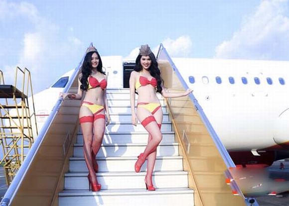  Ngọc Trinh mặc bikini không phải hình ảnh quảng cáo của Vietjet