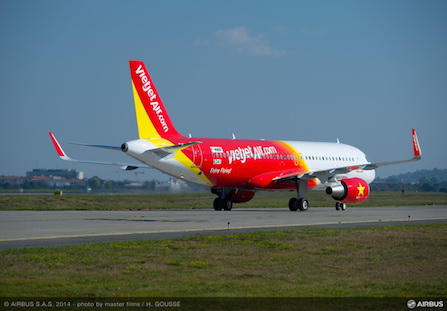 Vietjet nhận tàu bay đầu tiên của hợp đồng Airbus