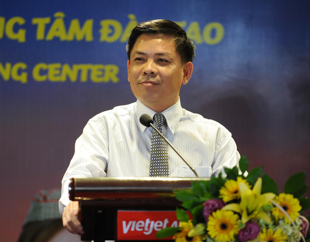 Vietjet đạt doanh thu 8.100 tỷ đồng