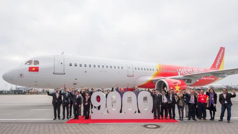“Soi” tàu bay A321 đầu tiên của Vietjet