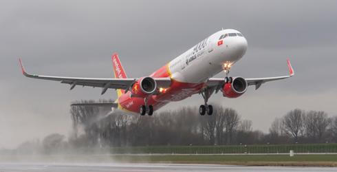 “Soi” tàu bay A321 đầu tiên của Vietjet