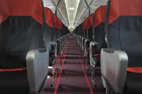 “Soi” tàu bay A321 đầu tiên của Vietjet