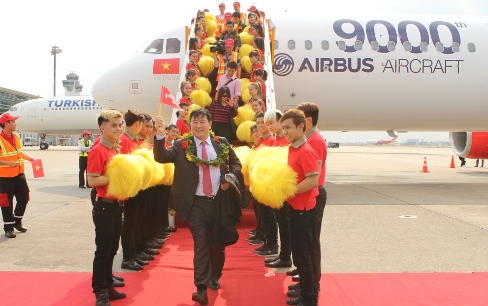 “Soi” tàu bay A321 đầu tiên của Vietjet