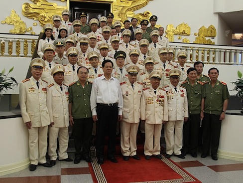 Thủ tướng gặp mặt cựu cán bộ công an chi viện chiến trường miền Nam