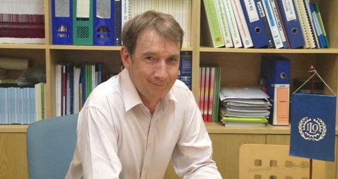 Tổng Liên đoàn lao động lên tiếng vụ phi công nghỉ việc phải báo trước 6 tháng