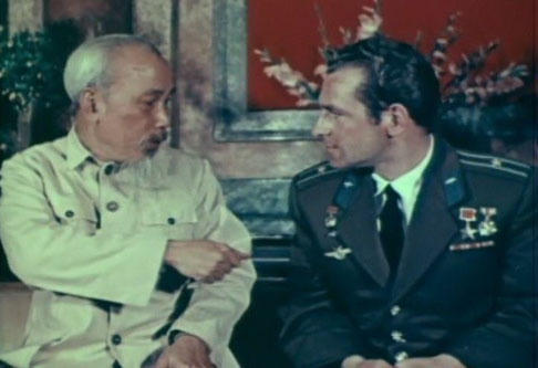 Chuyện xây dựng tượng đài Anh hùng Gherman Titov ở Vịnh Hạ Long