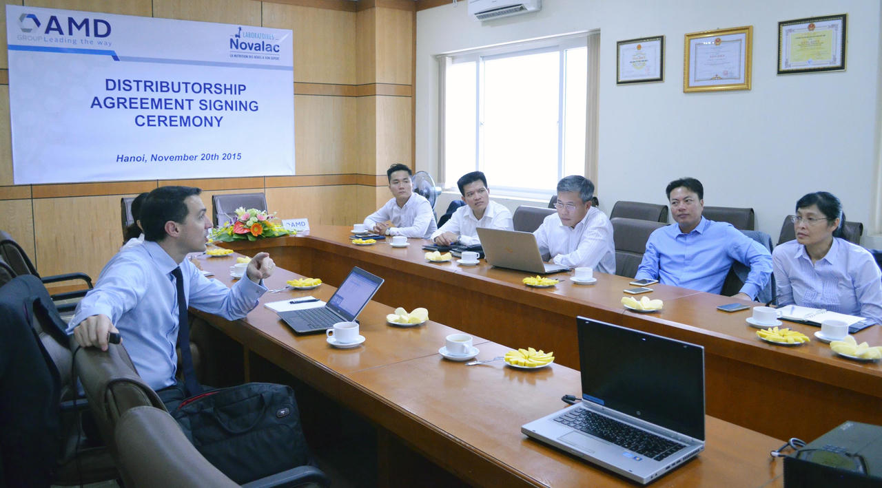 AMD Group phân phối độc quyền các sản phẩm sữa Novalac tại Việt Nam