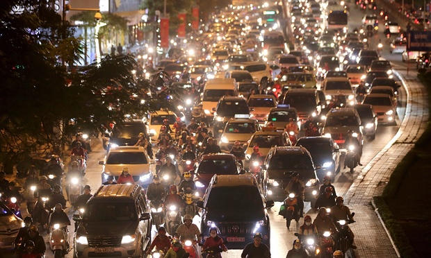 Cuộc sống của giới thượng lưu Hà Thành