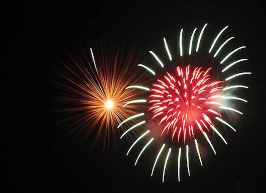 Pháo hoa bừng sáng khắp mọi miền tổ quốc