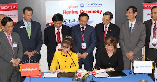 Vietjet ký nhiều hợp đồng "khủng" tại Singapore Airshow 2016