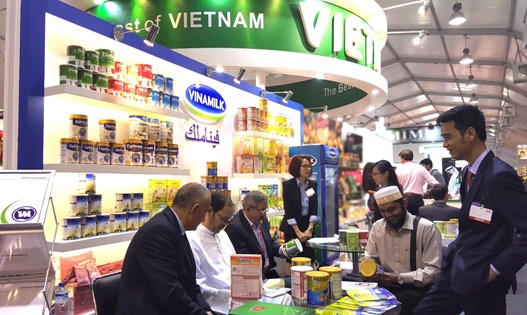 Vinamilk ký hợp đồng xuất khẩu hàng chục triệu USD tại Gulfood 2016 