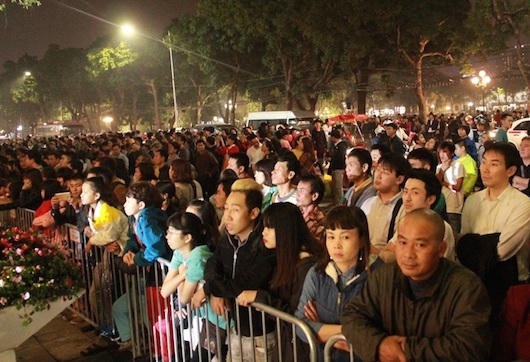 Tưng bừng khai mạc Lễ hội hoa anh đào 2016