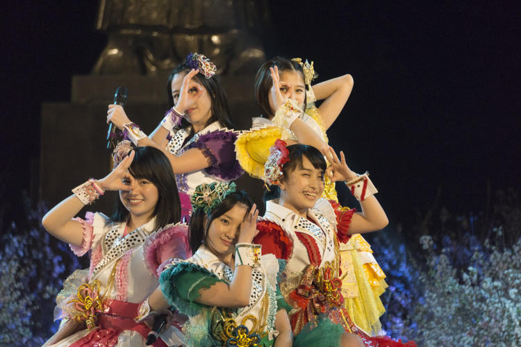 Tưng bừng khai mạc Lễ hội hoa anh đào 2016