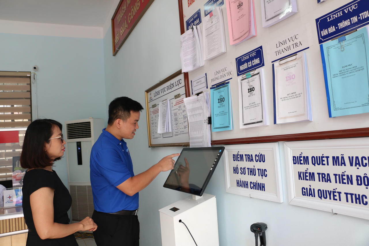 Tỉnh Hòa Bình đẩy mạnh công tác chuyển đổi số