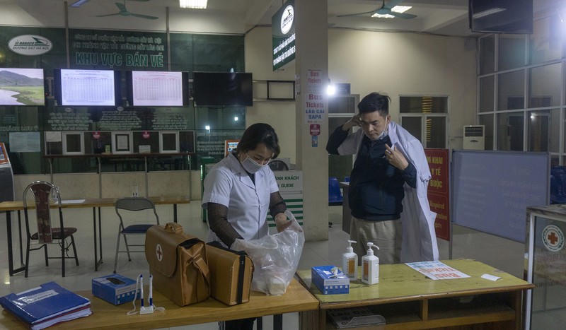 Lào Cai triển khai quy định đeo khẩu trang tại nơi công cộng