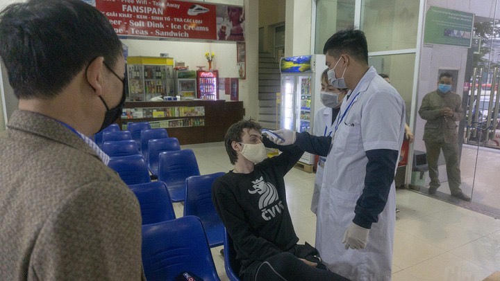 Lào Cai triển khai quy định đeo khẩu trang tại nơi công cộng