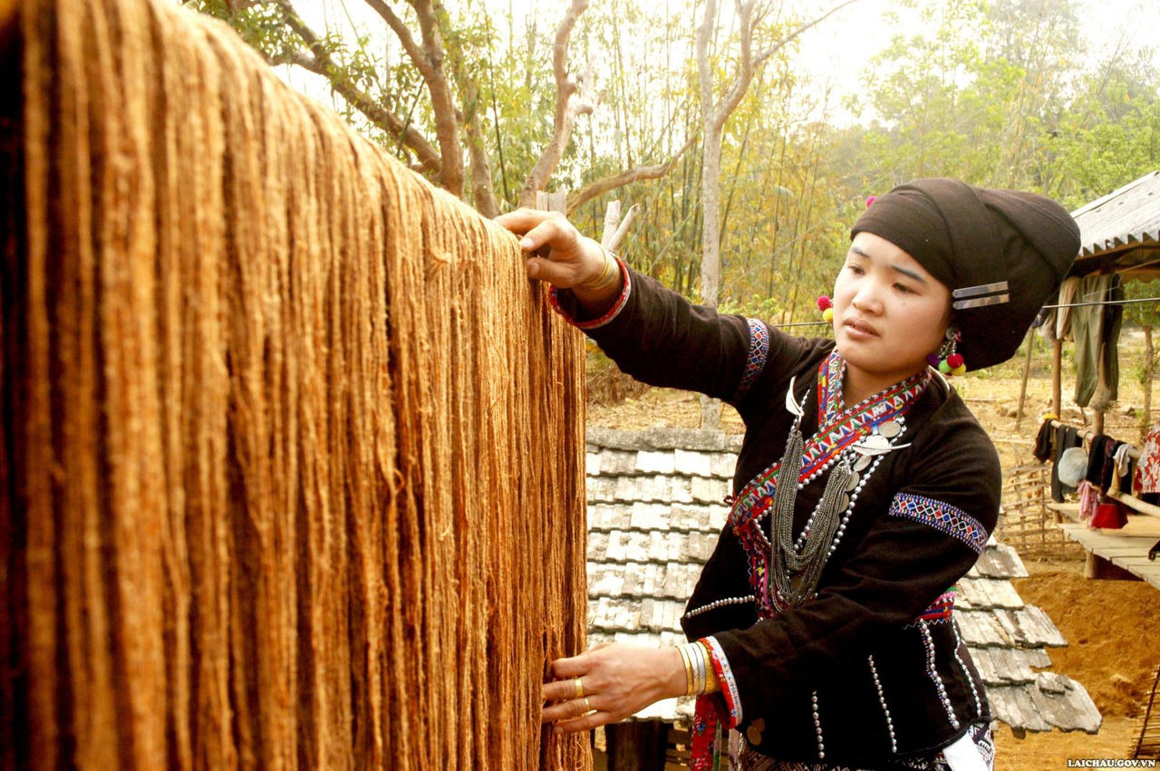 Vẻ đẹp của con người Lai Châu trong lao động sản xuất