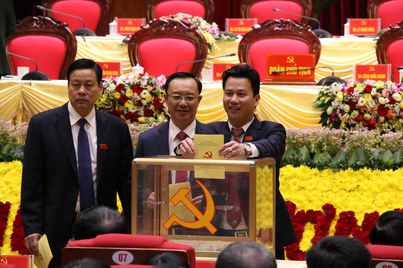 Đồng chí Đặng Quốc Khánh được bầu giữ chức Bí thư Tỉnh ủy Hà Giang khoá XVII