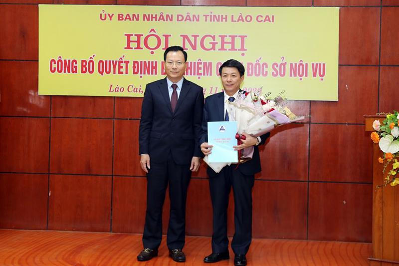 Công bố Quyết định tiếp nhận, bổ nhiệm chức vụ Giám đốc Sở Nội vụ Lào Cai