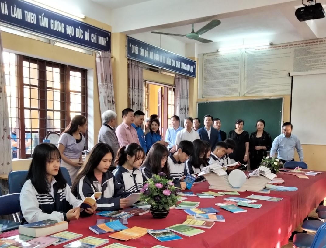 Nhiều hoạt động ý nghĩa tại Lào Cai hưởng ứng Ngày Pháp luật Việt Nam 2020.