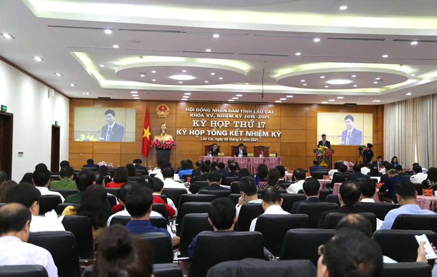 Kỳ họp thứ 17 - HĐND tỉnh Lào Cai khóa XV: Xem xét thông qua 12 tờ trình của UBND