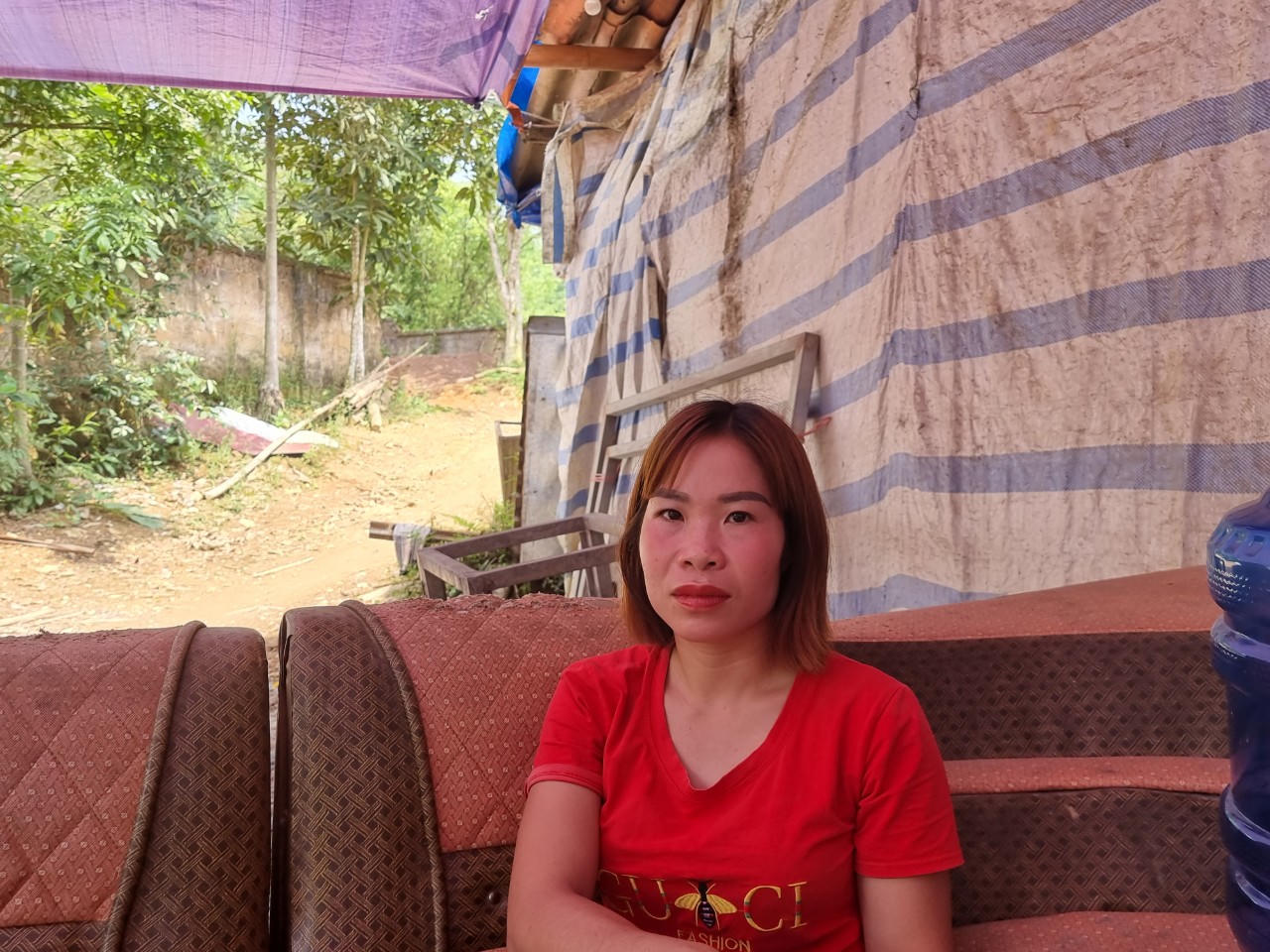 Dân sống “khổ sở” vì thiếu điện sinh hoạt ngay giữa thành phố
