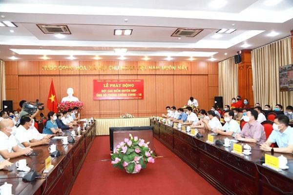 Hà Giang phát động đợt cao điểm quyên góp, ủng hộ phòng, chống dịch bệnh Covid – 19
