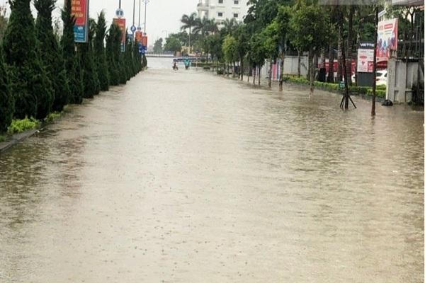 Mưa lớn gây ngập úng, sạt lở nhiều tuyến đường ở Lai Châu 