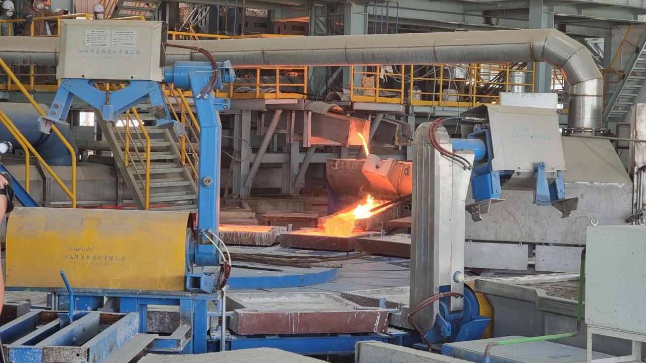 Mẻ đồng đầu tiên đã ra lò tại Dự án mở rộng, nâng công suất Nhà máy Luyện đồng Lào Cai