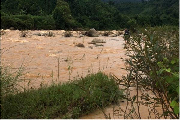 2 công nhân thủy điện ở Lai Châu bị lũ suối cuốn trôi