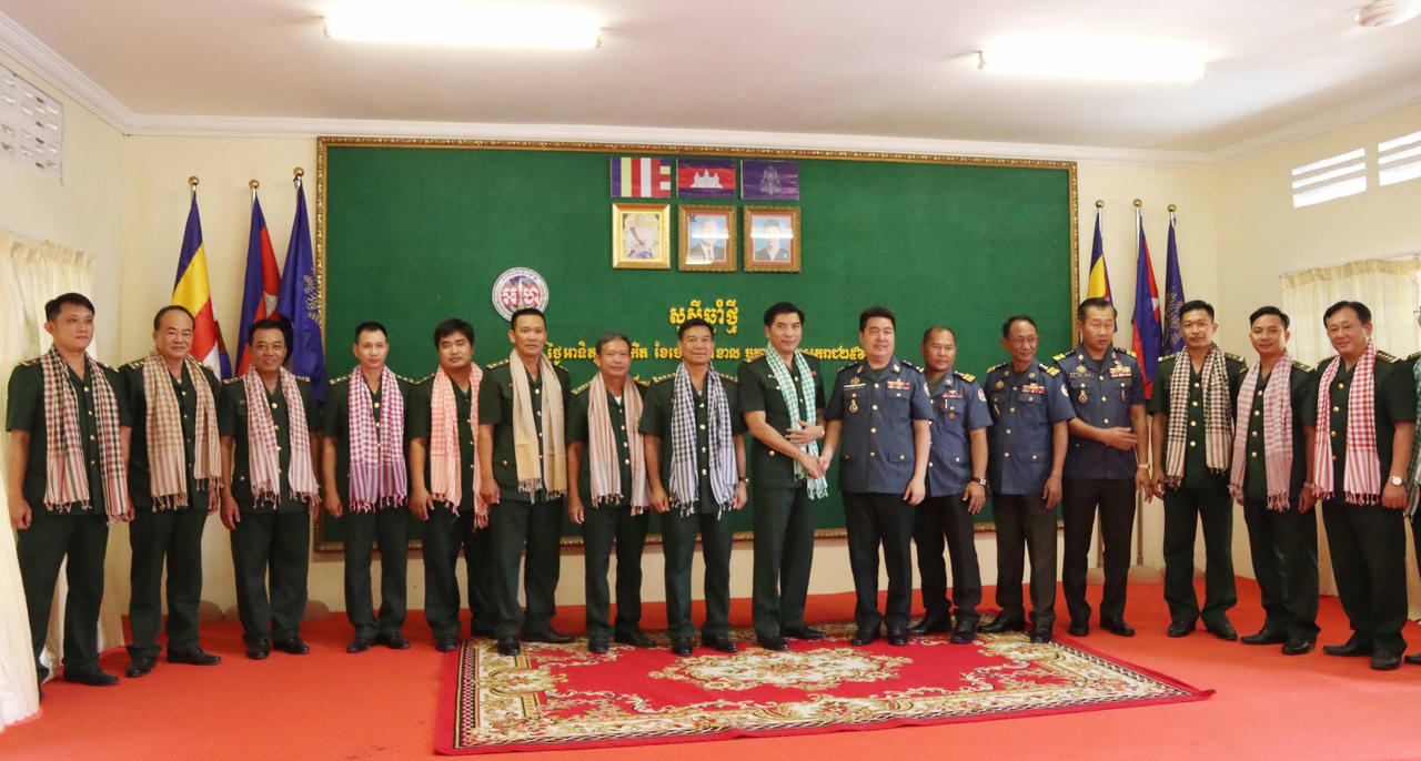 BĐBP An Giang thăm chúc tết các lực lượng vũ trang tại 2 tỉnh Kandal và Takeo, Vương quốc Campuchia 