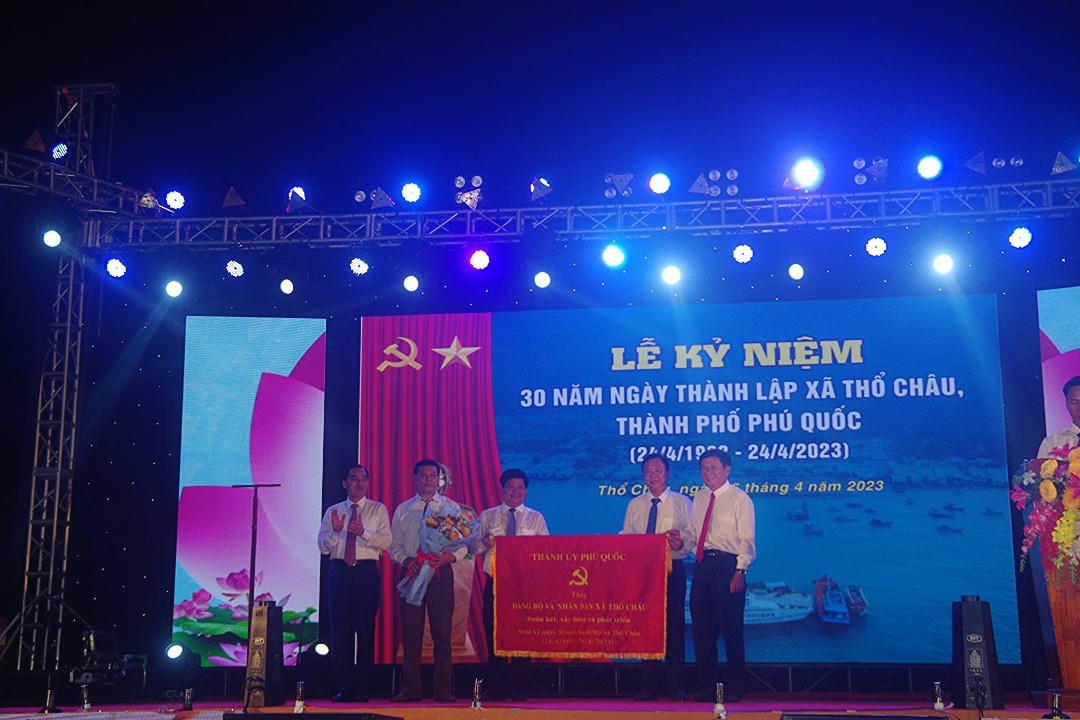 Kỷ niệm 30 năm ngày thành lập xã đảo Thổ Châu