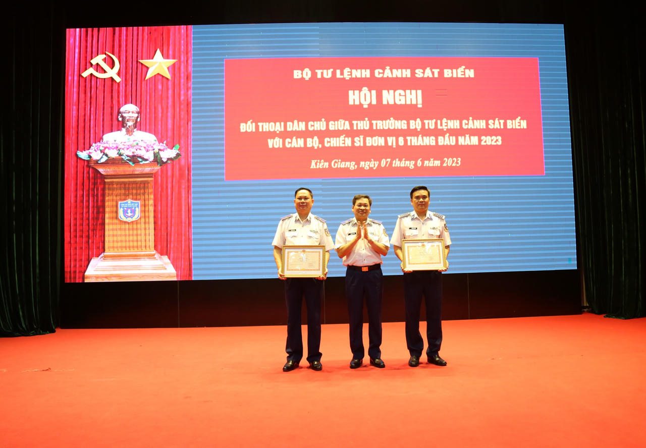 Bộ Tư lệnh Cảnh sát biển tổ chức đối thoại với cán bộ chiến sĩ