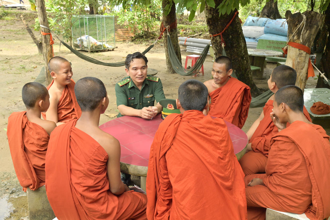 Đồn biên phòng Phú Mỹ chăm lo đời sống đồng bào vùng biên Kiên Giang