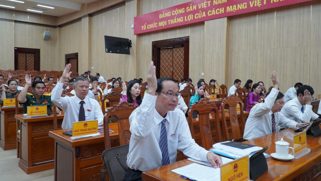 HĐND Kiên Giang thông qua 11 dự thảo Nghị quyết của tỉnh