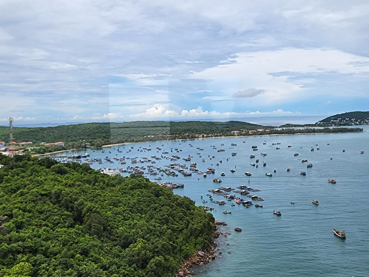 Lượng khách du lịch quốc tế đến Phú Quốc tăng cao 