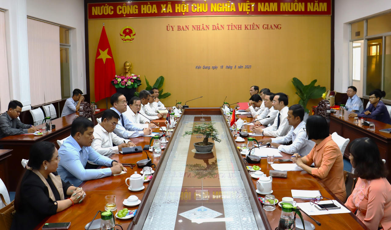 UBND tỉnh Kiên Giang tiếp Đoàn Tổng Lãnh sự Vương quốc Campuchia