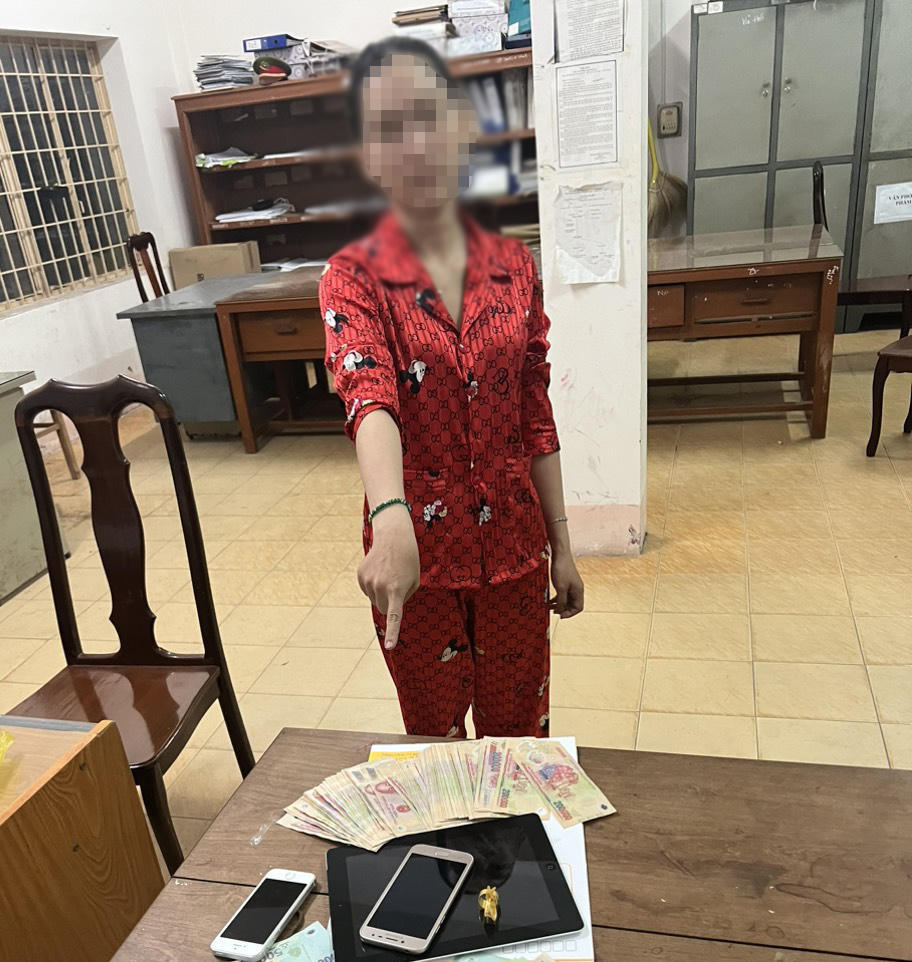 Nợ nần, người phụ nữ lấy tiền của gia đình rồi báo tin giả đến cơ quan Công an