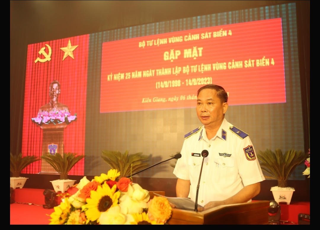Bộ tư lệnh Vùng Cảnh sát biển 4 gặp mặt kỷ niệm 25 năm ngày thành lập