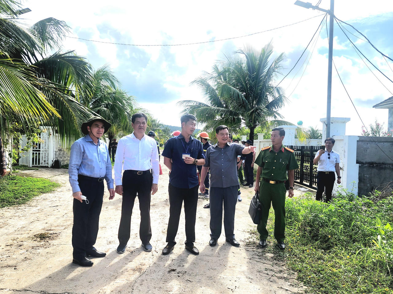 Cưỡng chế 14 căn biệt thự ở Phú Quốc