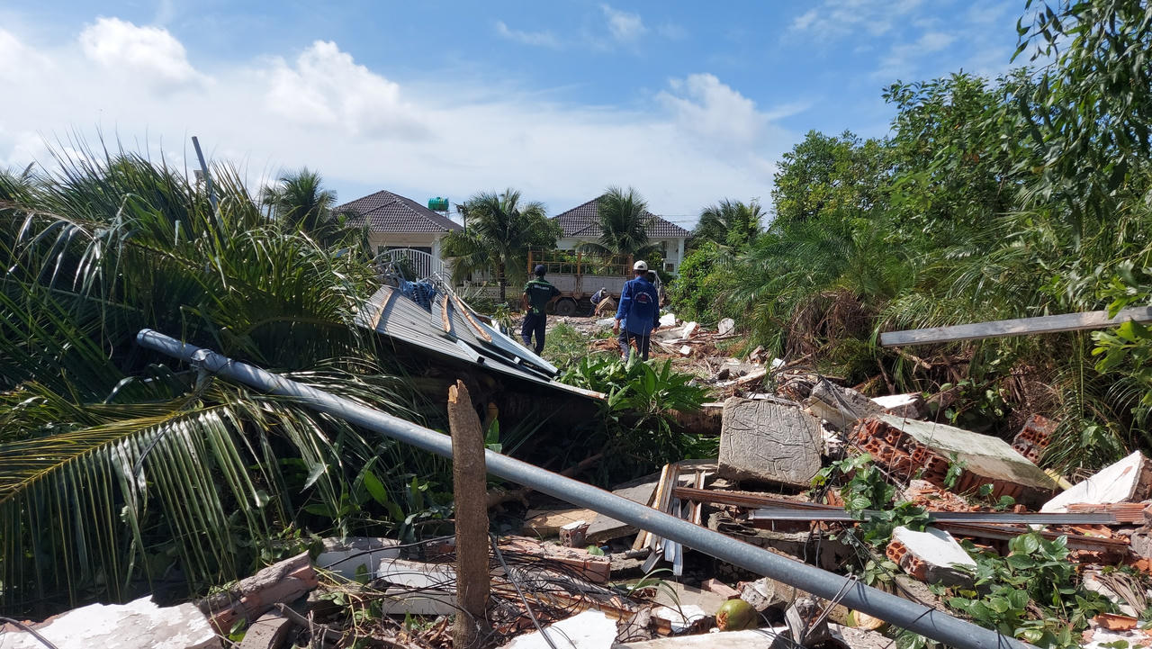 Cưỡng chế 14 căn biệt thự ở Phú Quốc