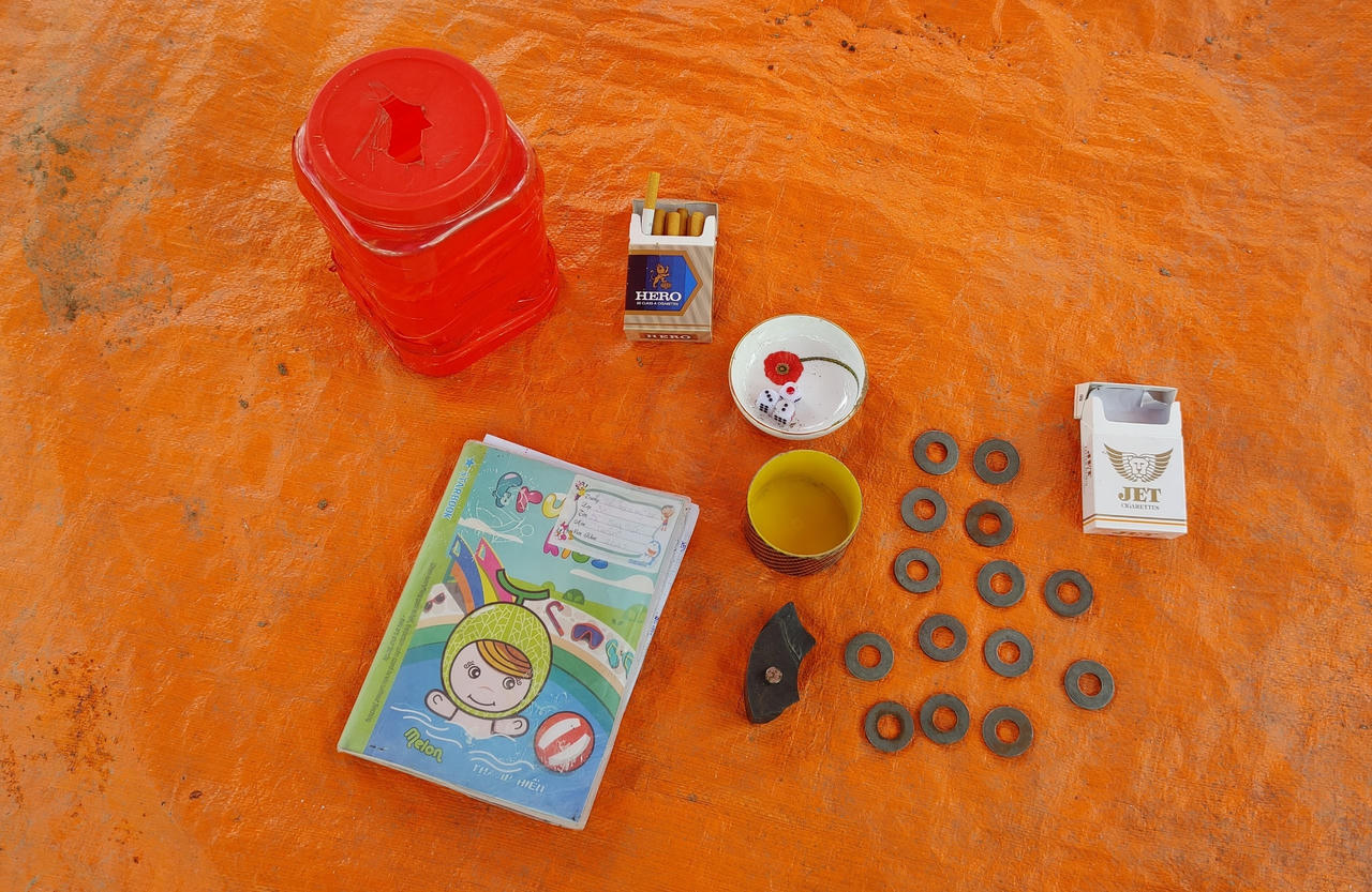 Triệt xóa tụ điểm đánh bạc bên trong vườn xoài