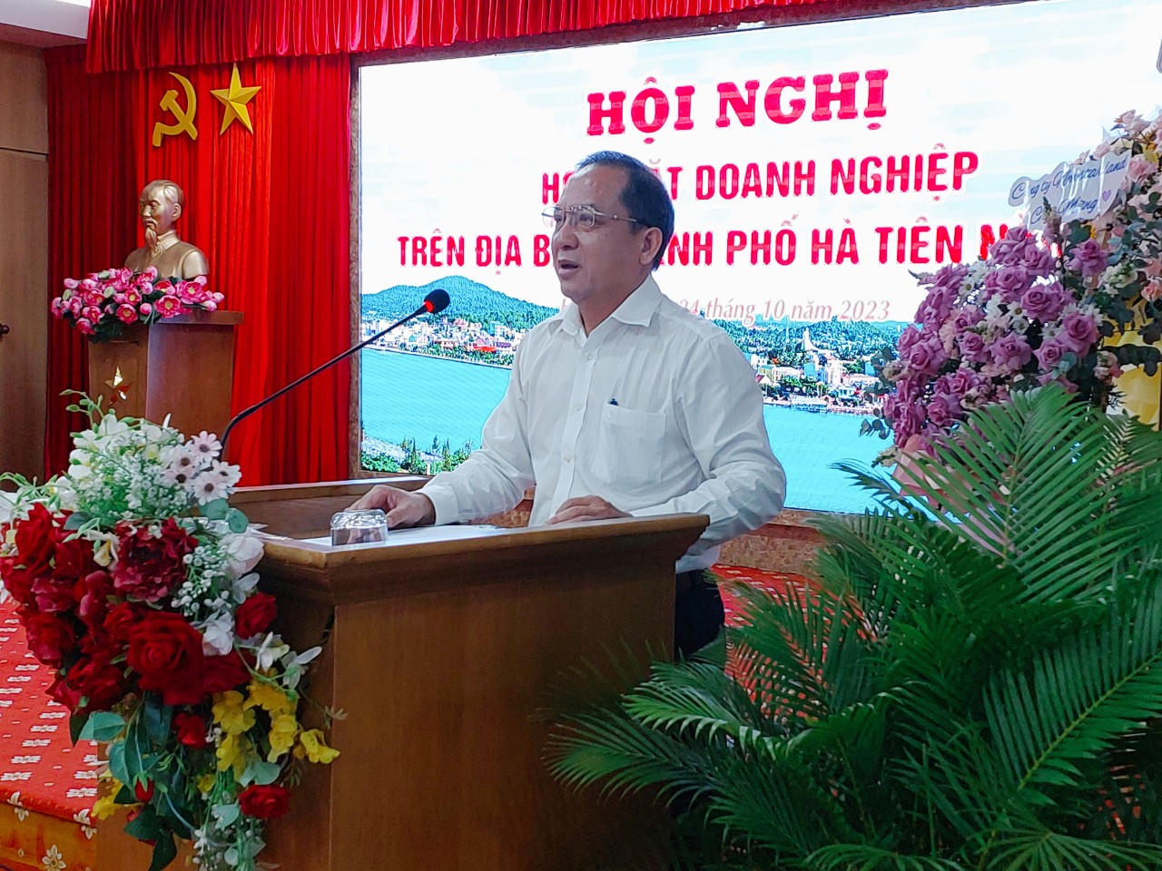 Doanh nghiệp đóng vai trò nòng cốt phát triển kinh tế - xã hội của TP Hà Tiên