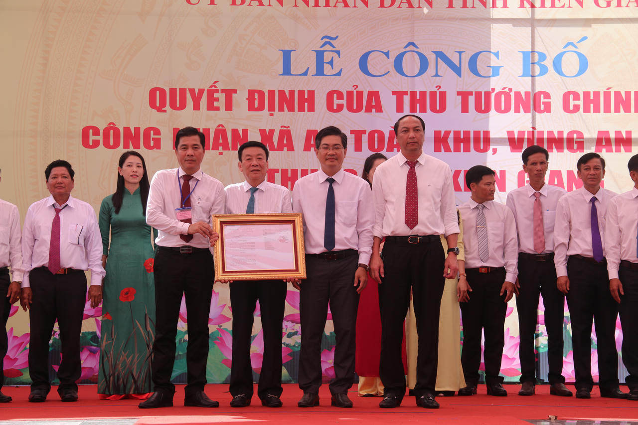 Công bố xã An toàn khu, vùng An toàn khu thuộc tỉnh Kiên Giang