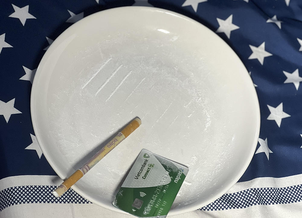 An Giang: Bắt quả tang 6 nam, nữ bay lắc trong phòng trọ 