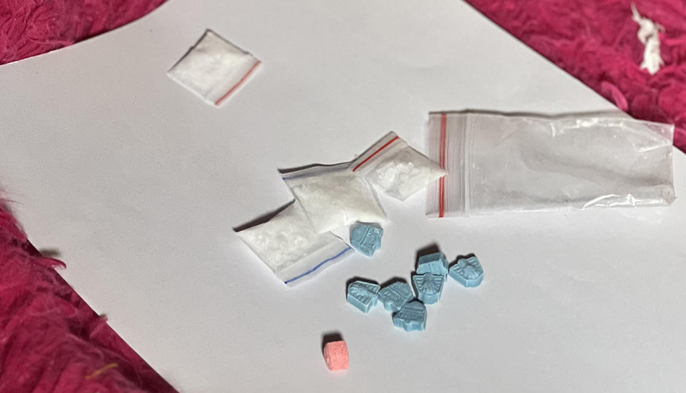 An Giang: Bắt quả tang 6 nam, nữ bay lắc trong phòng trọ 