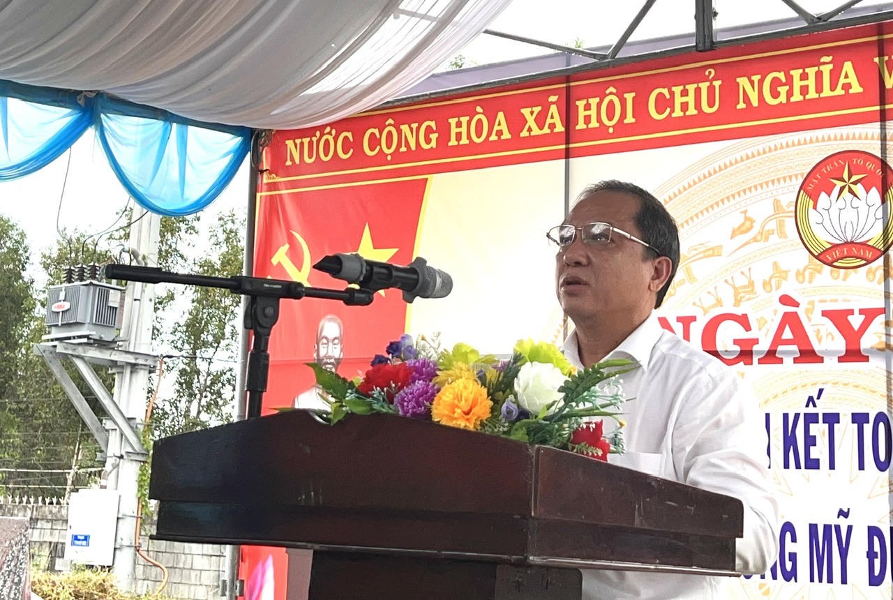 Rộn ràng Ngày hội Đại đoàn kết toàn dân tộc nơi biên giới