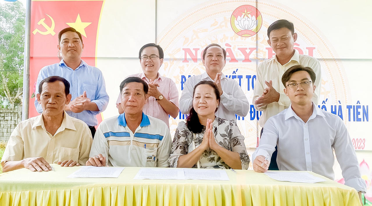 Rộn ràng Ngày hội Đại đoàn kết toàn dân tộc nơi biên giới