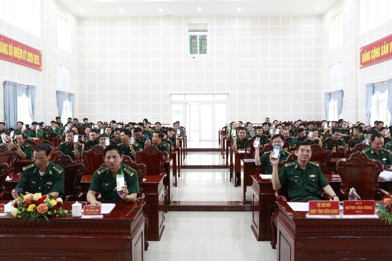 Kiên Giang: Trao giải cuộc thi “Công tác thông tin đối ngoại, tuyên truyền biển, đảo và biên giới trên đất liền” năm 2023