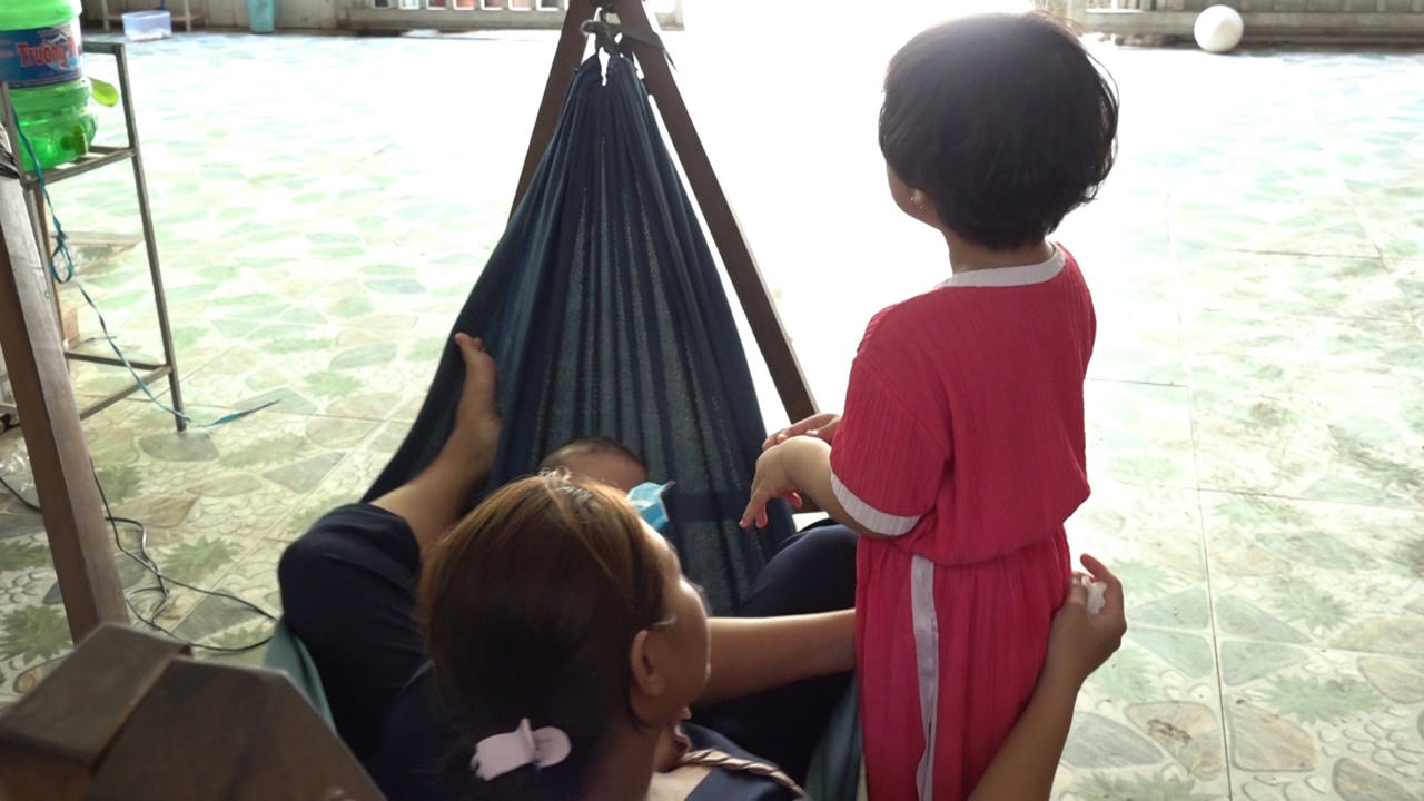 Xâm hại tình dục trẻ em - vấn nạn từ sự vô tâm của người lớn